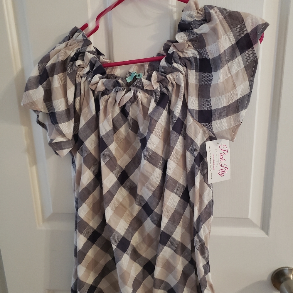 Pink lily plaid top